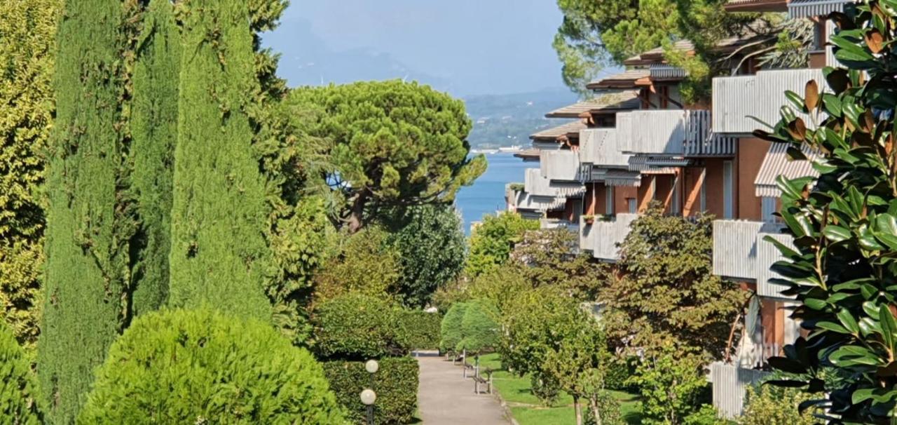 Peschiera - Two Bedroom With Balcony * Peschiera del Garda