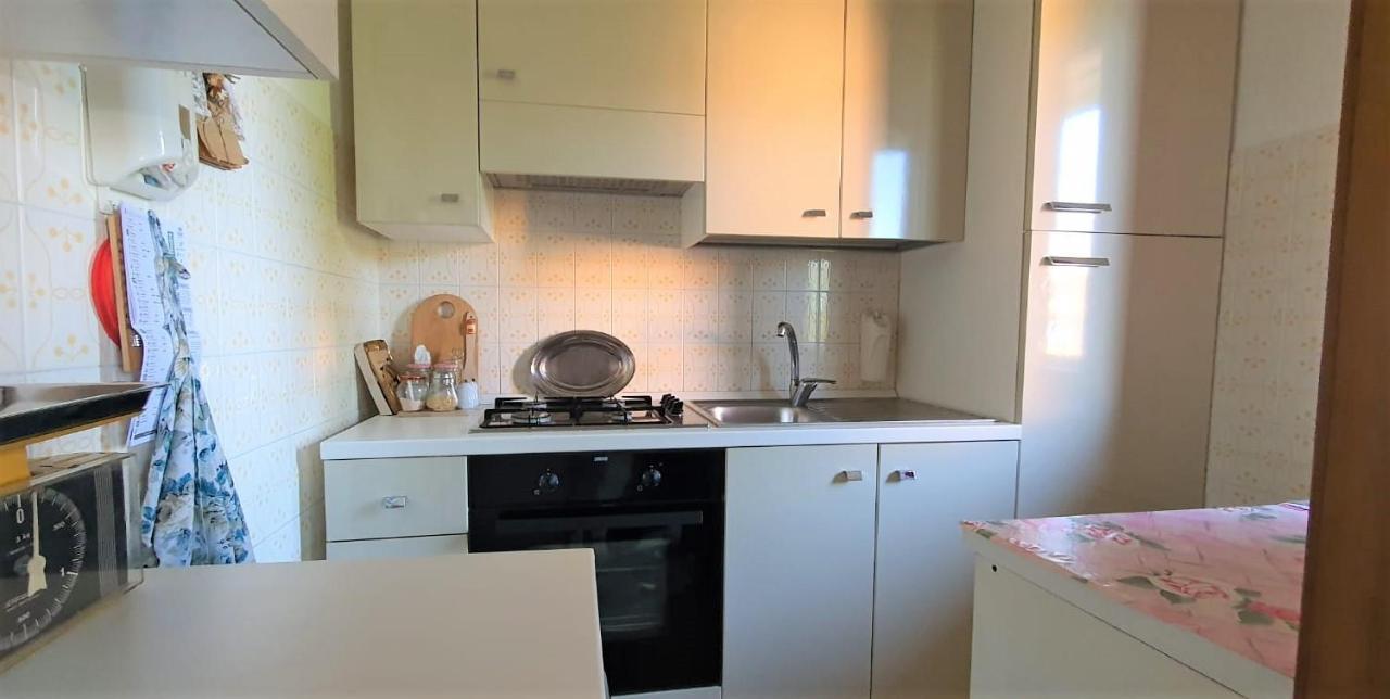 Apartment Peschiera - Two Bedroom With Balcony Peschiera del Garda
